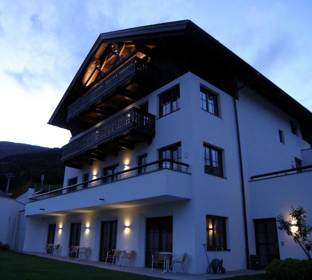 Hotel Garni Frommes Fiss Exterior foto