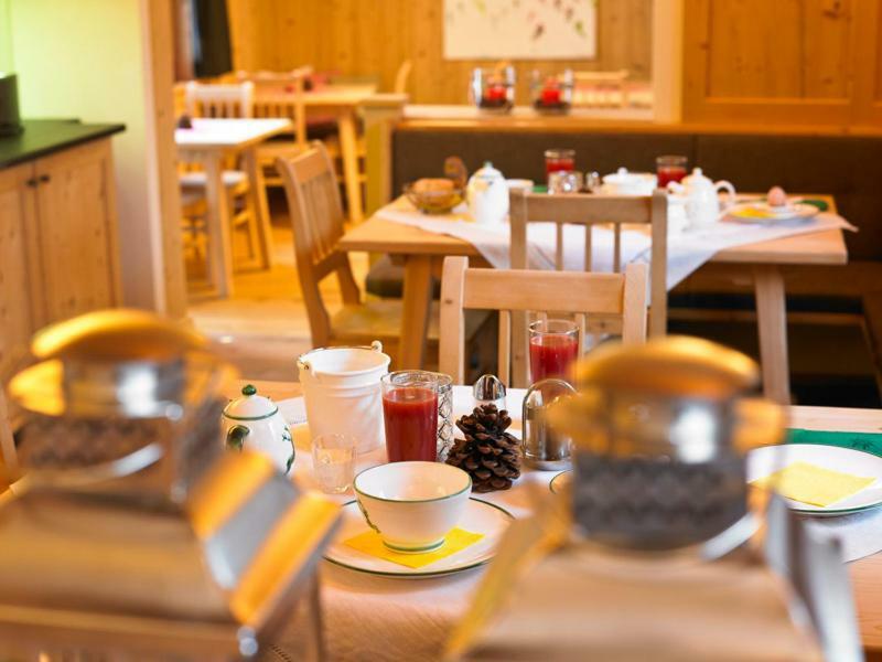 Hotel Garni Frommes Fiss Exterior foto